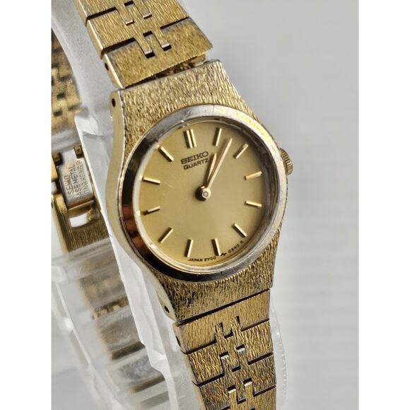 Ladies Seiko Vintage Petite Quartz Watch Safety Chain 2Y00-0019 New Battery Runs main image 13